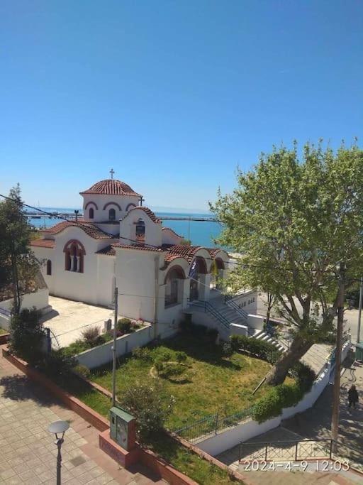 Апартаменты Vasiliki'S Cosy House Неа-Миханиона Экстерьер фото