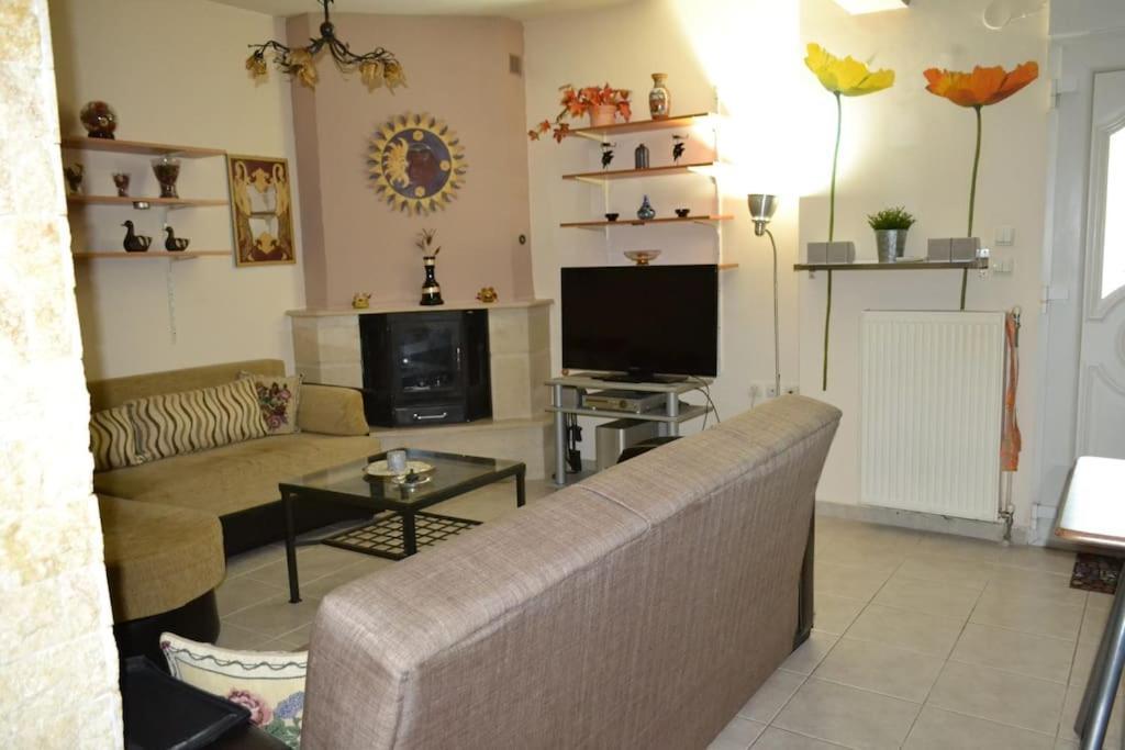Апартаменты Vasiliki'S Cosy House Неа-Миханиона Экстерьер фото